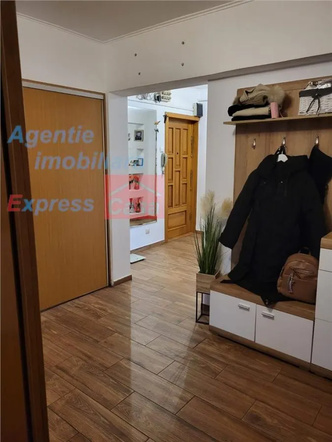 Apartament 3 camere, etaj 1, Pacurari Petru Poni - foto 5