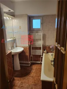 Apartament 3 camere, etaj 1, Pacurari Petru Poni - foto 7