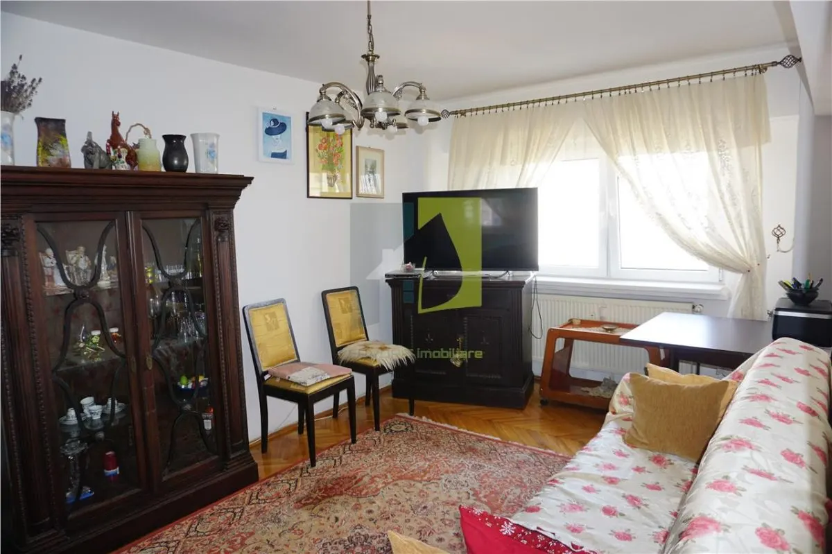 Apartament cu 2 camere si centrala termica langa Teatru - foto 3