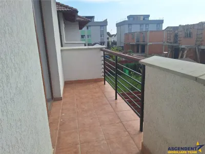 Duplex de inchiriat,cu terasa si loc parcare, Sanpetru, Brasov - foto 17
