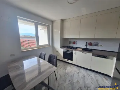 Duplex de inchiriat,cu terasa si loc parcare, Sanpetru, Brasov - foto 3