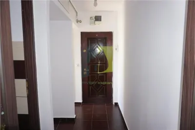 3 camere cu centrala in Craiovita-comision 0% - foto 8