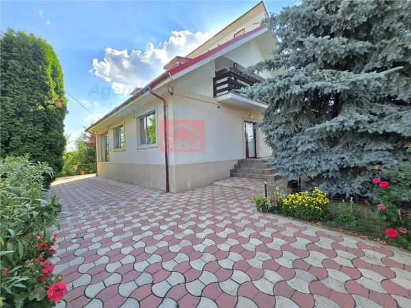 Casă 5 camere Miroslava - poza 2