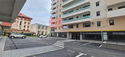 Apartament 3 camere, Semicentral (700 m de Podu Ros) - foto 2