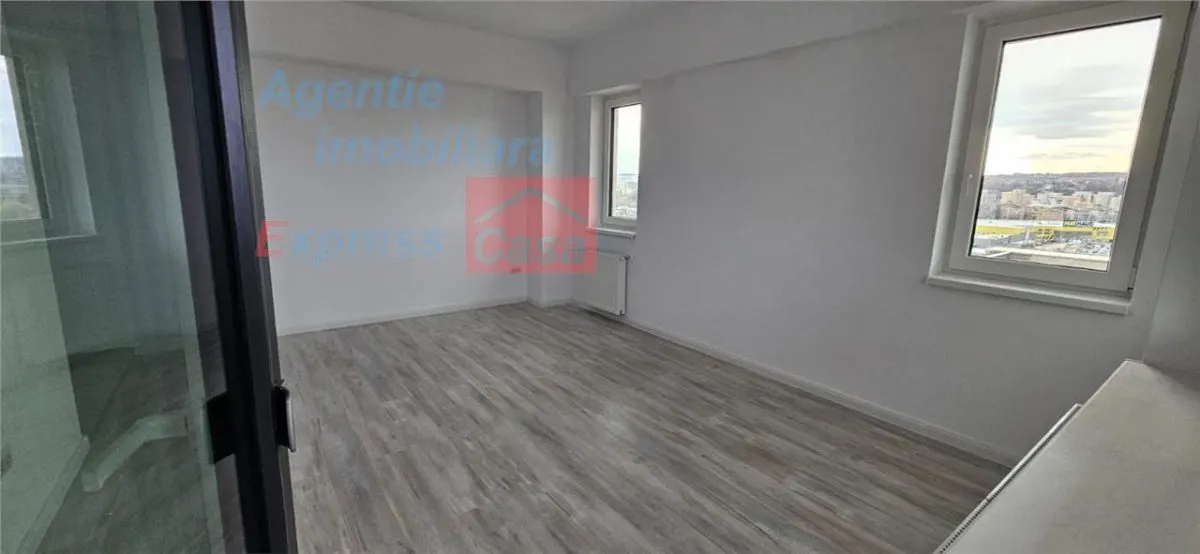 Apartament 3 camere, Semicentral (700 m de Podu Ros) - foto 3
