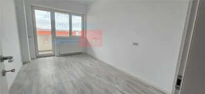 Apartament 3 camere, Semicentral (700 m de Podu Ros) - foto 5