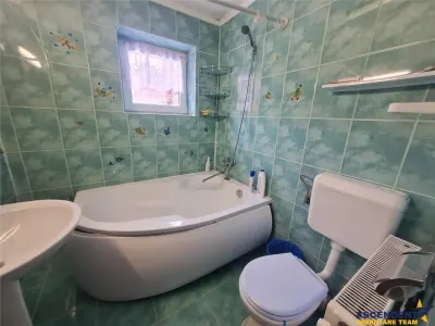 Vila multifunctionala in Predeal - oportunitate  resedinta si/sau afacere - foto 23