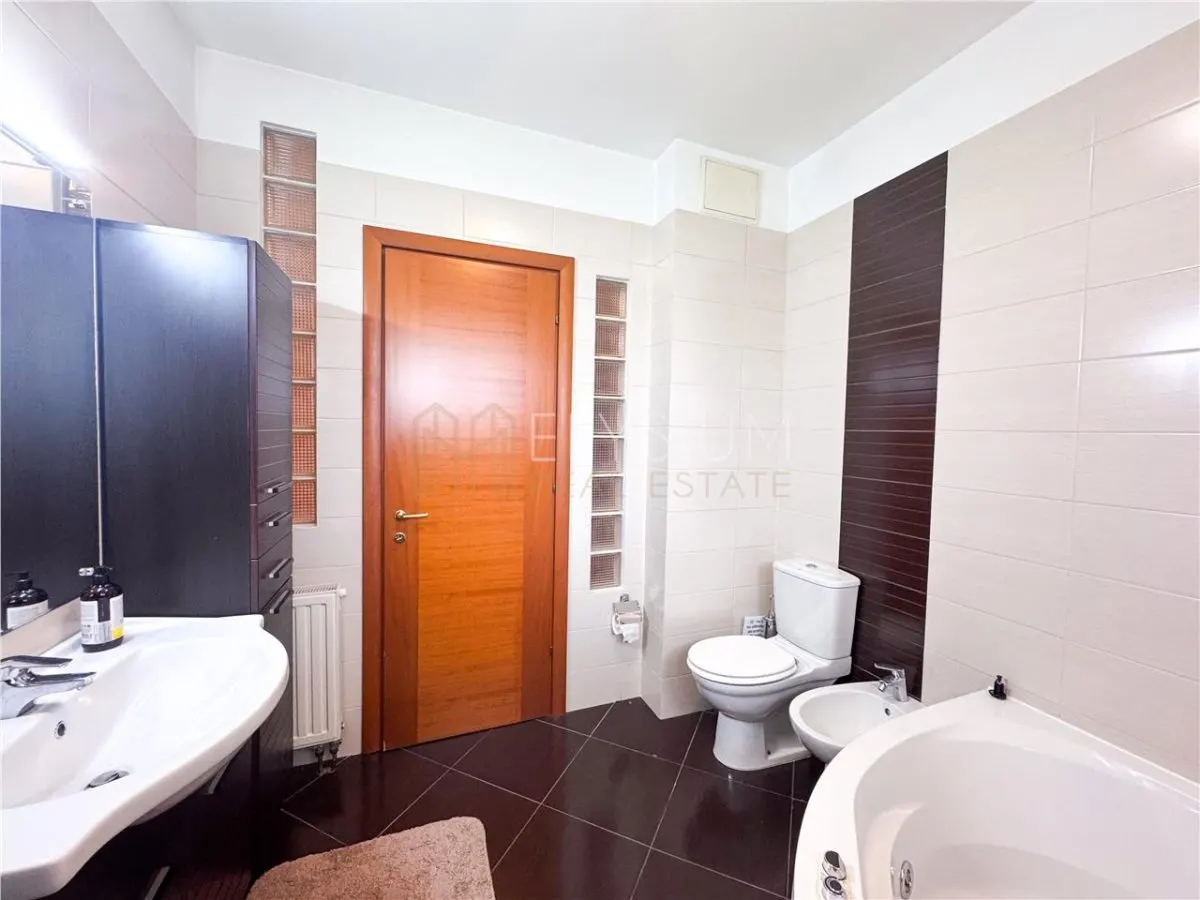 Apartament cu 4 camere de inchiriat Herastrau - foto 22