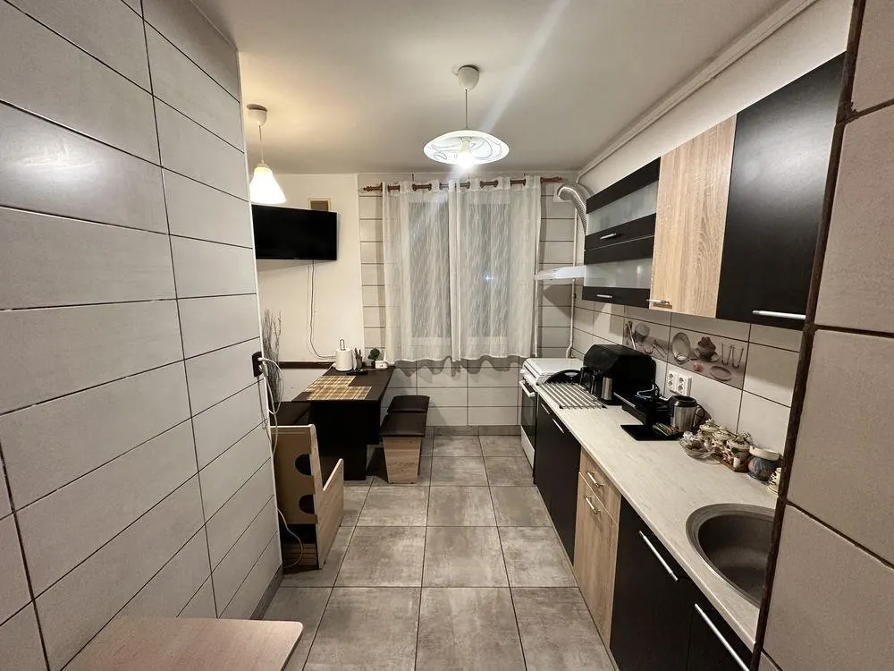 Apartament 3 camere Constantin Brancoveanu - foto 1