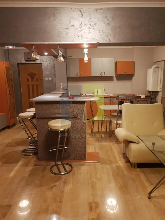 Apartament ultracentral - Unirii la etajul 1 - foto 1