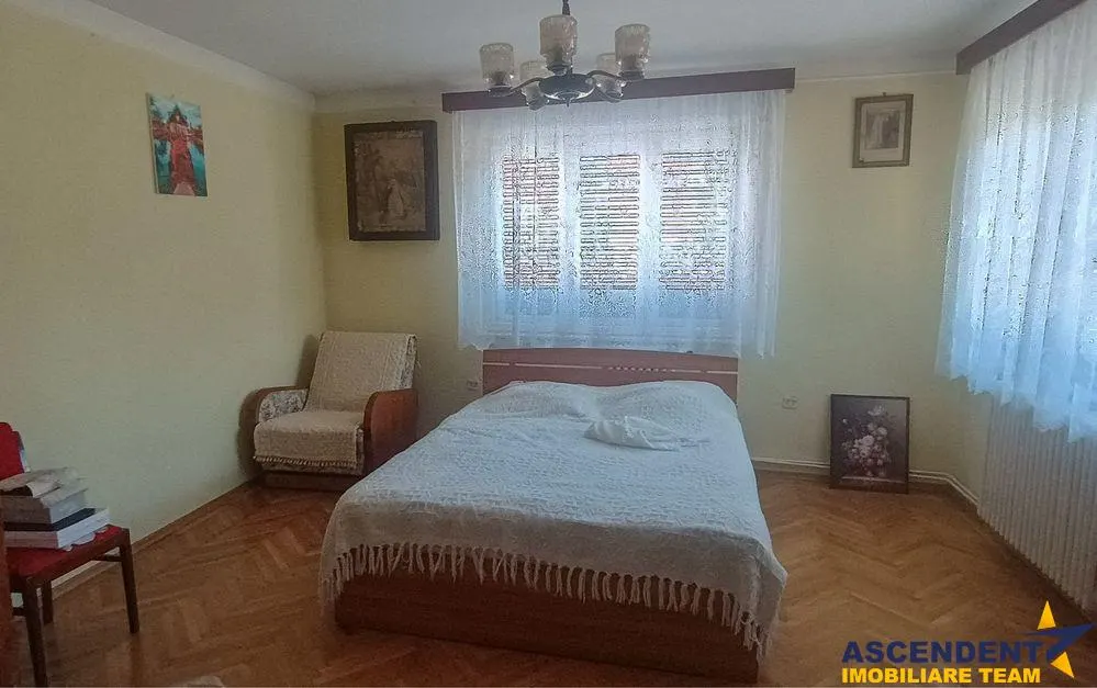 Sacele, Brasov - foto 3