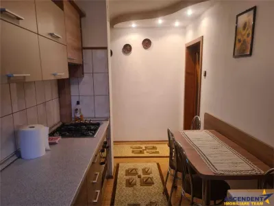 Apartament cu 3 camere, decomandat, mobilat și utilat, Astra, Brasov - foto 7