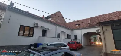 Ap. 2 camere central, zona Teatru, renovat - Arad