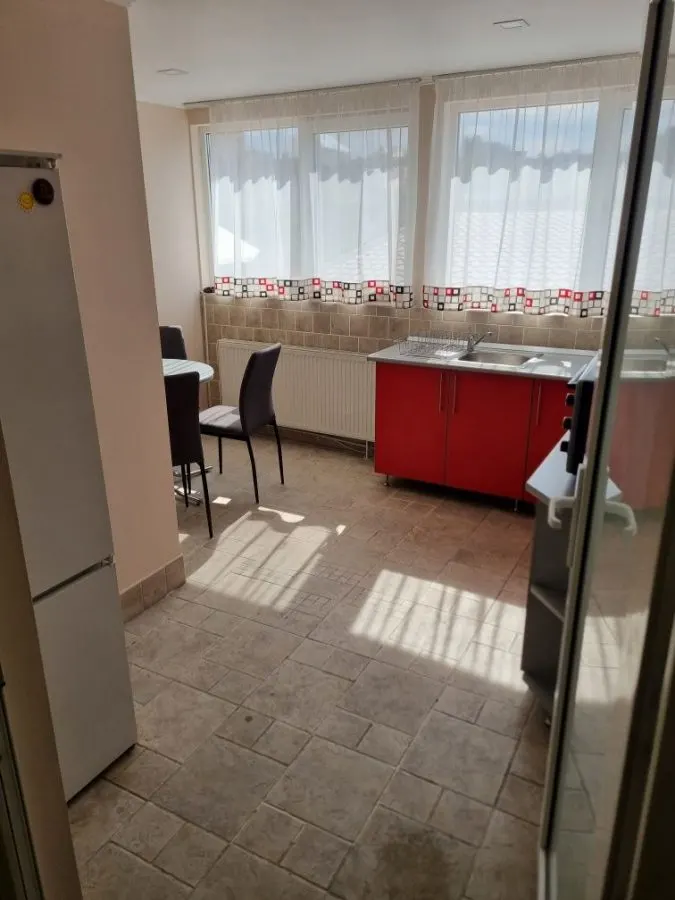 Regim vila, Apartament 3 camere, decomandat,140mp,Ultracentral,Targu Mures. - foto 5