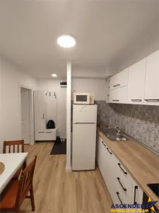 Apartament cu 2 camere, decomandat, 7 Noiembrie, Targu Mures. - foto 3