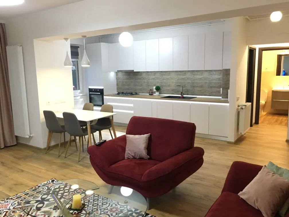 Apartament cu 2 camere, decomandat, zona Tudor, Targu Mures - foto 9
