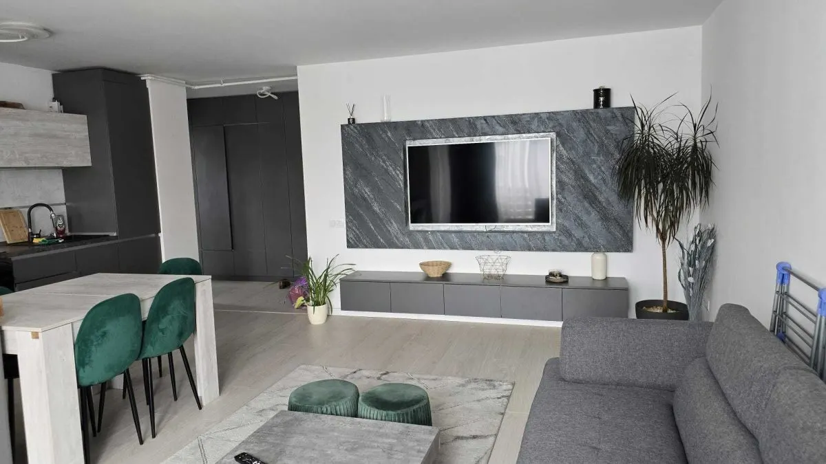 Apartament cu 2 camere, Unirii - foto 2