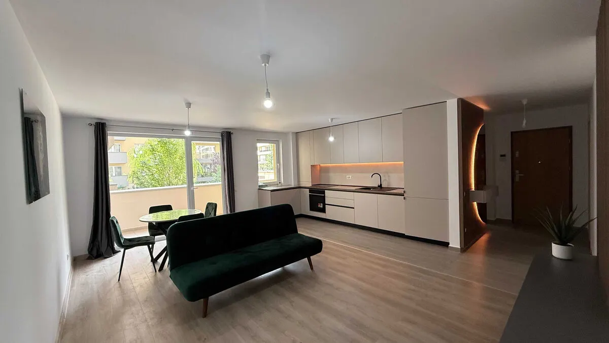 Apartament cu 2 camere, Urban Plaza  Brașov - foto 2