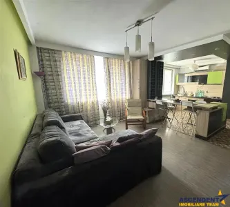 Apartament cu 3 camere, Centrul Civic , Brașov - Brasov