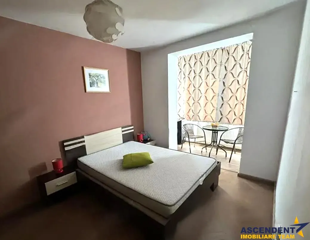 Apartament cu 3 camere, Centrul Civic , Brașov - foto 2
