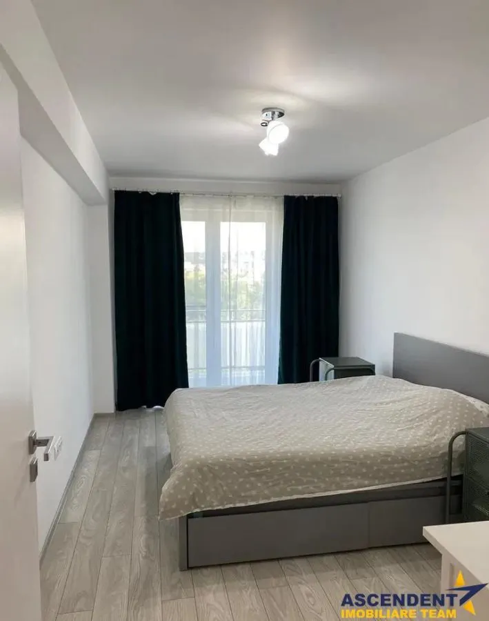 Apartament cu 2 camere, balcon mare, loc de parcare, Maurer, zona Libertatii - foto 3