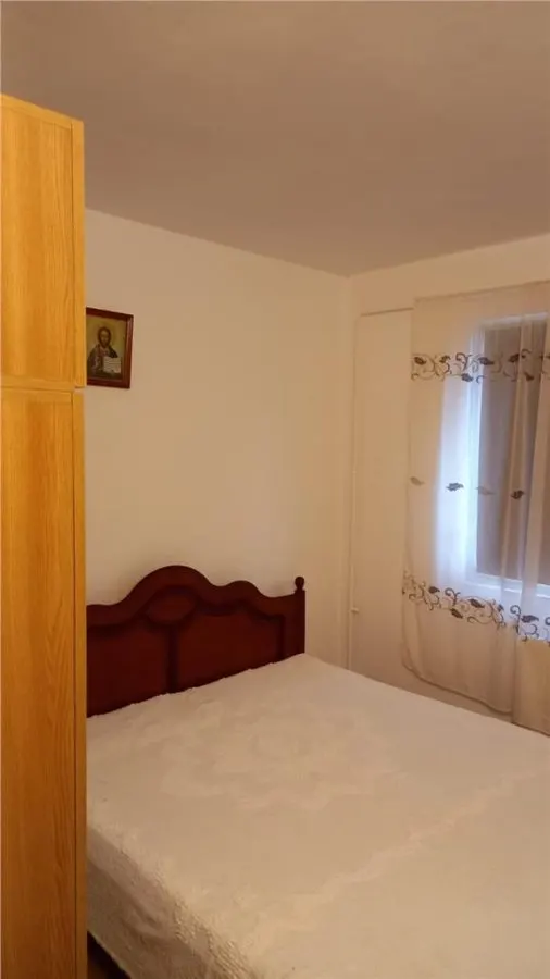 Apartament 2 camere semidecomandate,zona Cora - foto 7