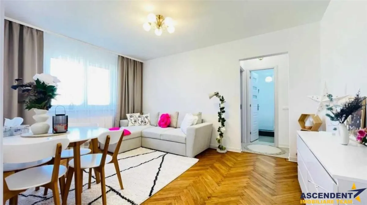 Elegant, ergonomic, mobilat, echipat, integral renovat, totul nou, Florilor, Brasov - foto 1