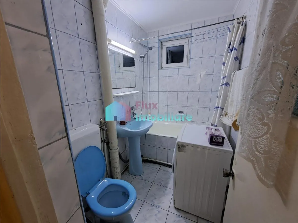 Apartament cu 2 camere zona Marasesti etaj 2 - foto 11