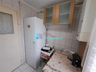 Apartament cu 2 camere zona Marasesti etaj 2 - foto 8