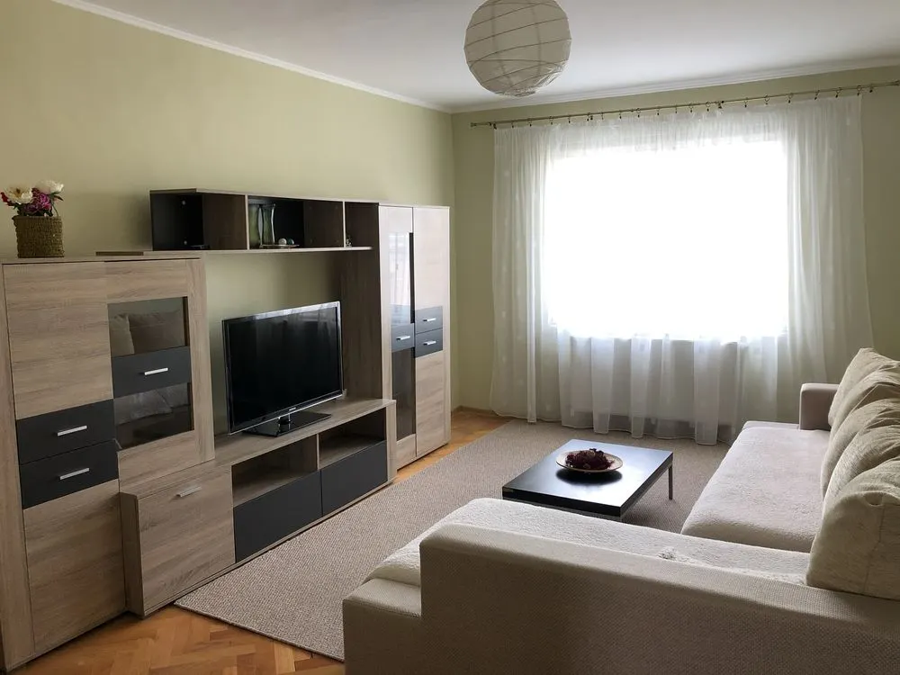 Apartament cu 3 camere, Tudor, Targu Mures - foto 1