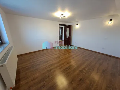Vila spatioasa in Liteni Moara - foto 23