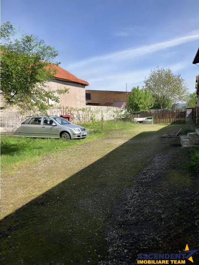 Casa saseasca cu 2.000mp teren, Bod, Brasov - foto 2