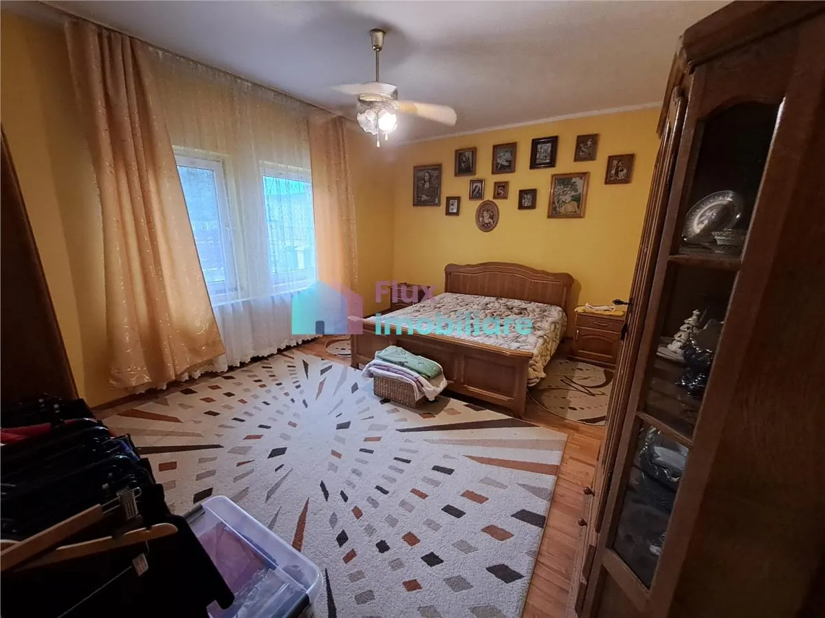 Vila spatioasa Itcani - foto 19