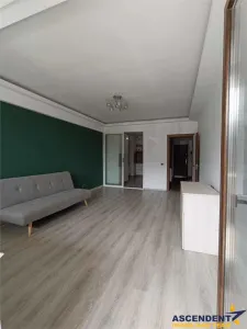 2 camere, decomandat, 70mp, mobilat și utilat, loc parcare, Tractorul, Brasov - foto 2