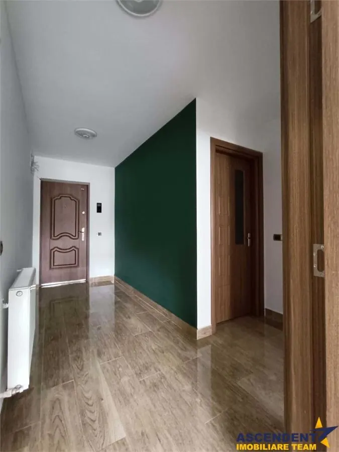 2 camere, decomandat, 70mp, mobilat și utilat, loc parcare, Tractorul, Brasov - foto 5