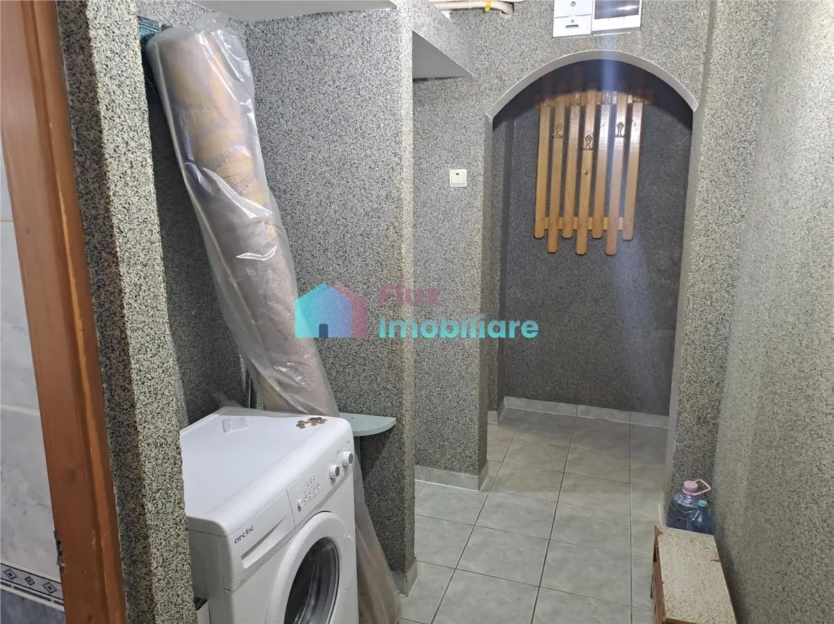 Apartament cu 3 camere semimobilat etaj 3 George Enescu - foto 5