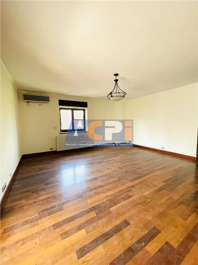 VANZARE VILA 8 CAMERE 652 mp teren zona Sisesti Sector 1 - foto 21