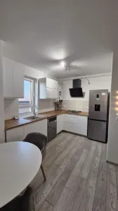 Apartament cu 2 camere, Maurer, Libertatii, Targu Mures. - foto 4