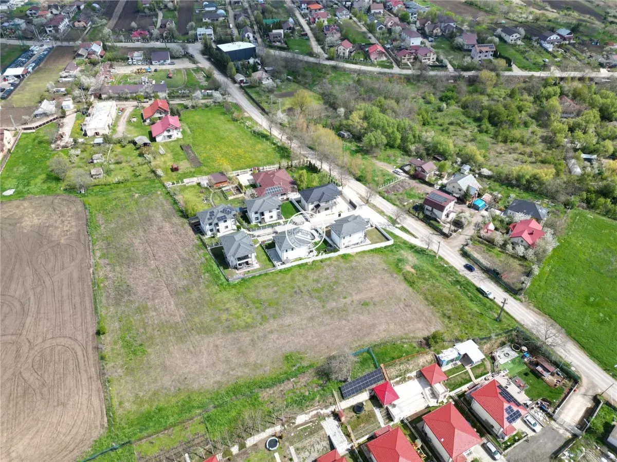 9 Loturi de teren intravilan - Breazu , Iasi - foto 3