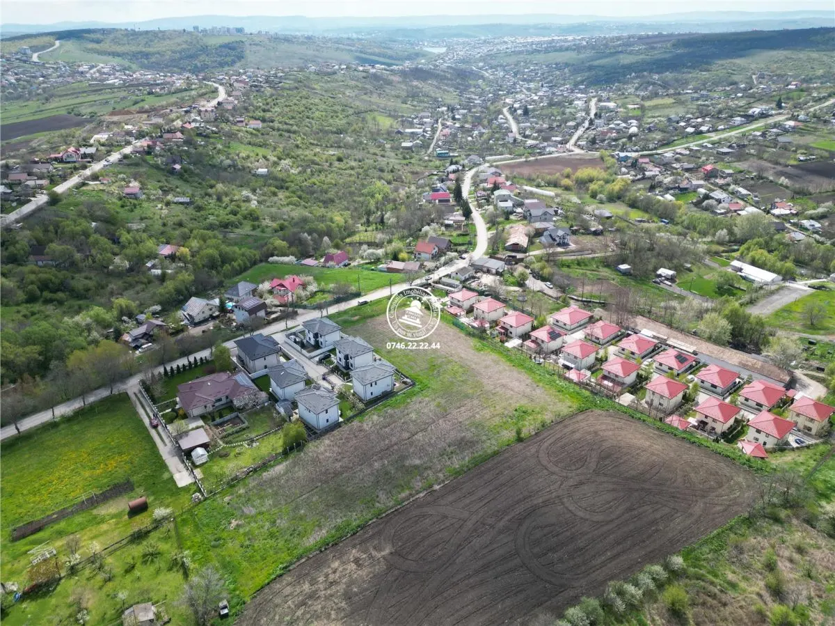 9 Loturi de teren intravilan - Breazu , Iasi - foto 5