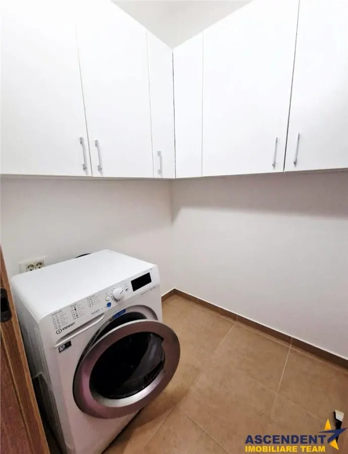 Apartament doua camere, structura decomandata, Urban Tractorul, Brasov - foto 5