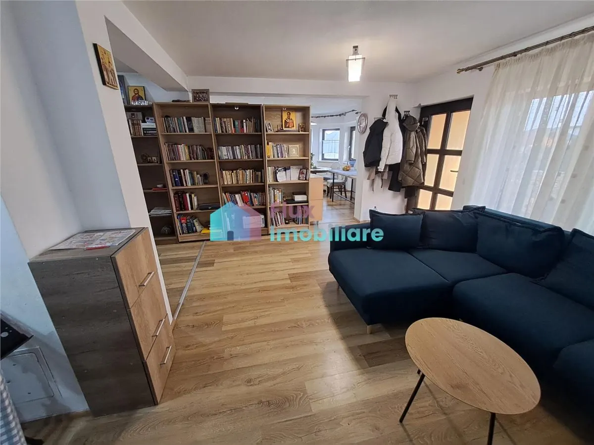 Casa finisata 480 mp teren Moara Nica - foto 1