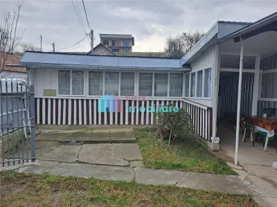 Casa cu 400 mp teren Bosanci - foto 3
