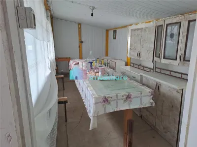 Casa cu 400 mp teren Bosanci - foto 5