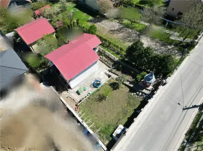 Vila 6 camere , teren 475 mp , str. Soarelui - Rediu , Iasi - foto 2