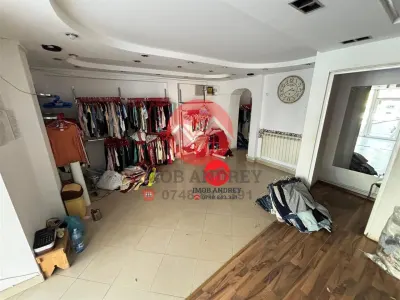 Spatiu comercial 190 mp, vitrina mare, vad comercial 15+ ani, 1700€/luna - foto 4