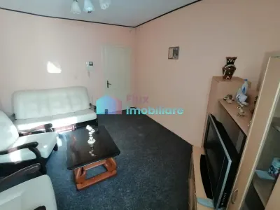Apartament 2 camere decomandate zona centrala - foto 4