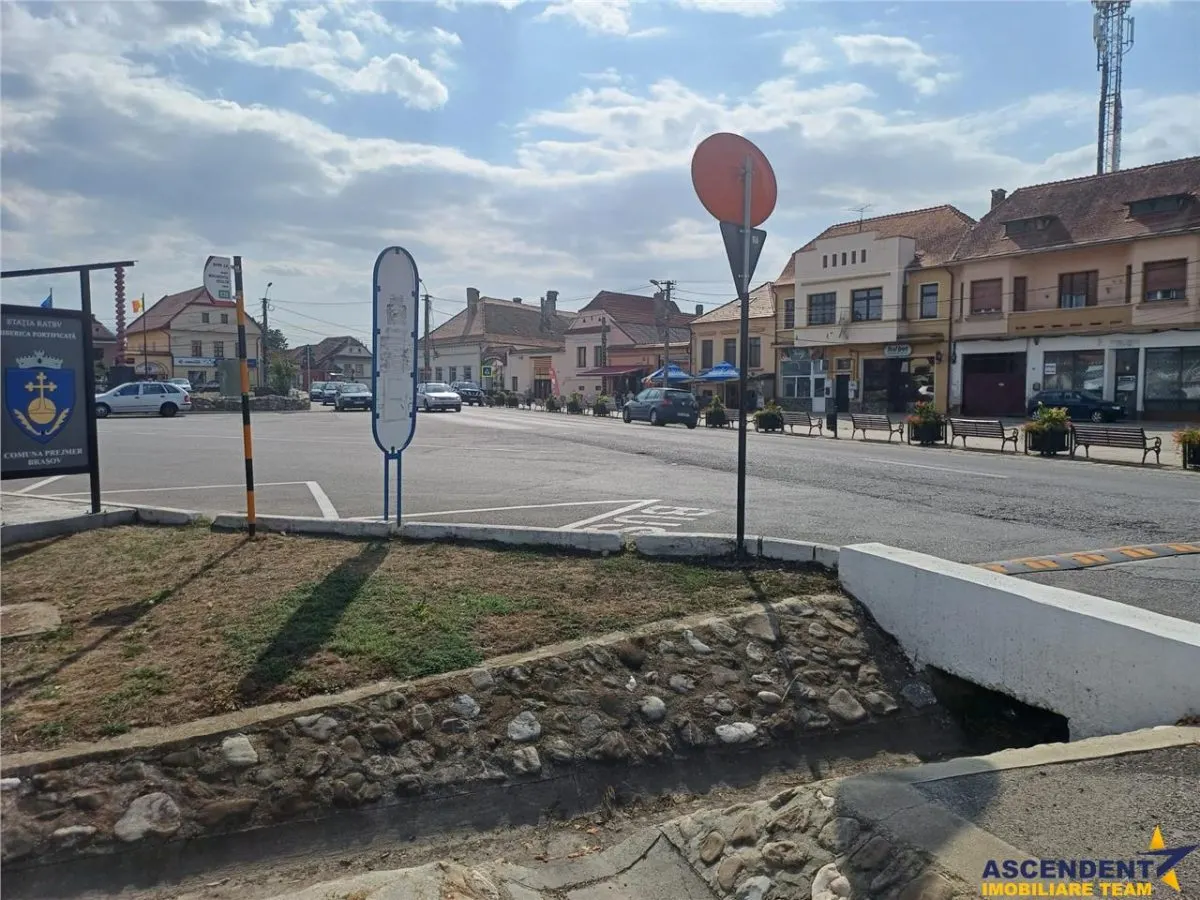 Spatiu comercial, ultracentral, Prejmer - foto 5