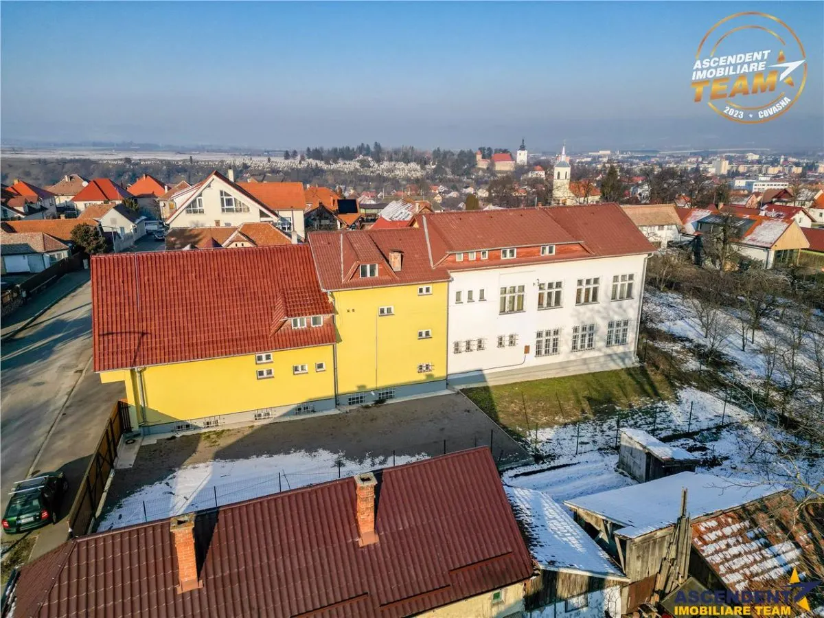 FILM! Oportunitate:Complex multifunctional in Sfantu Gheorghe, Covasna - foto 7