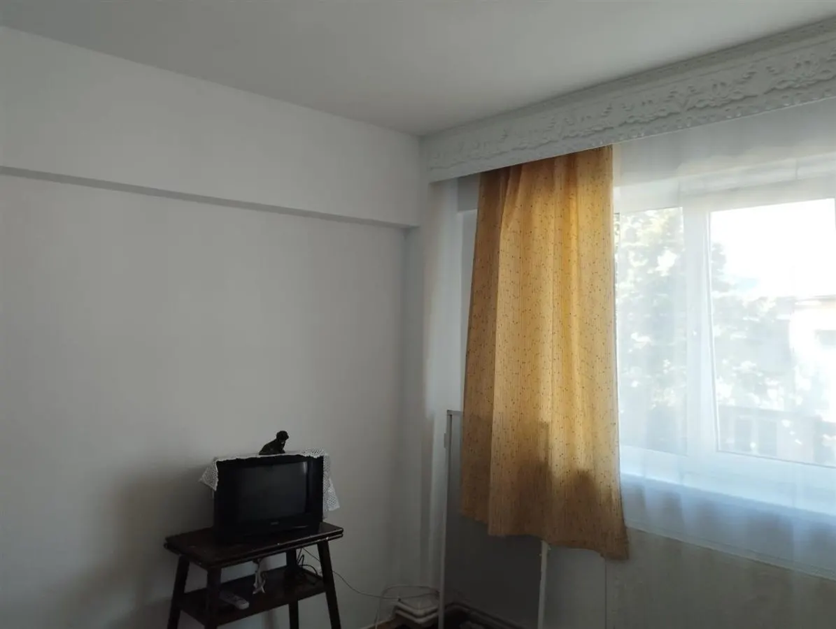3 camere decomandate Bacau - foto 10